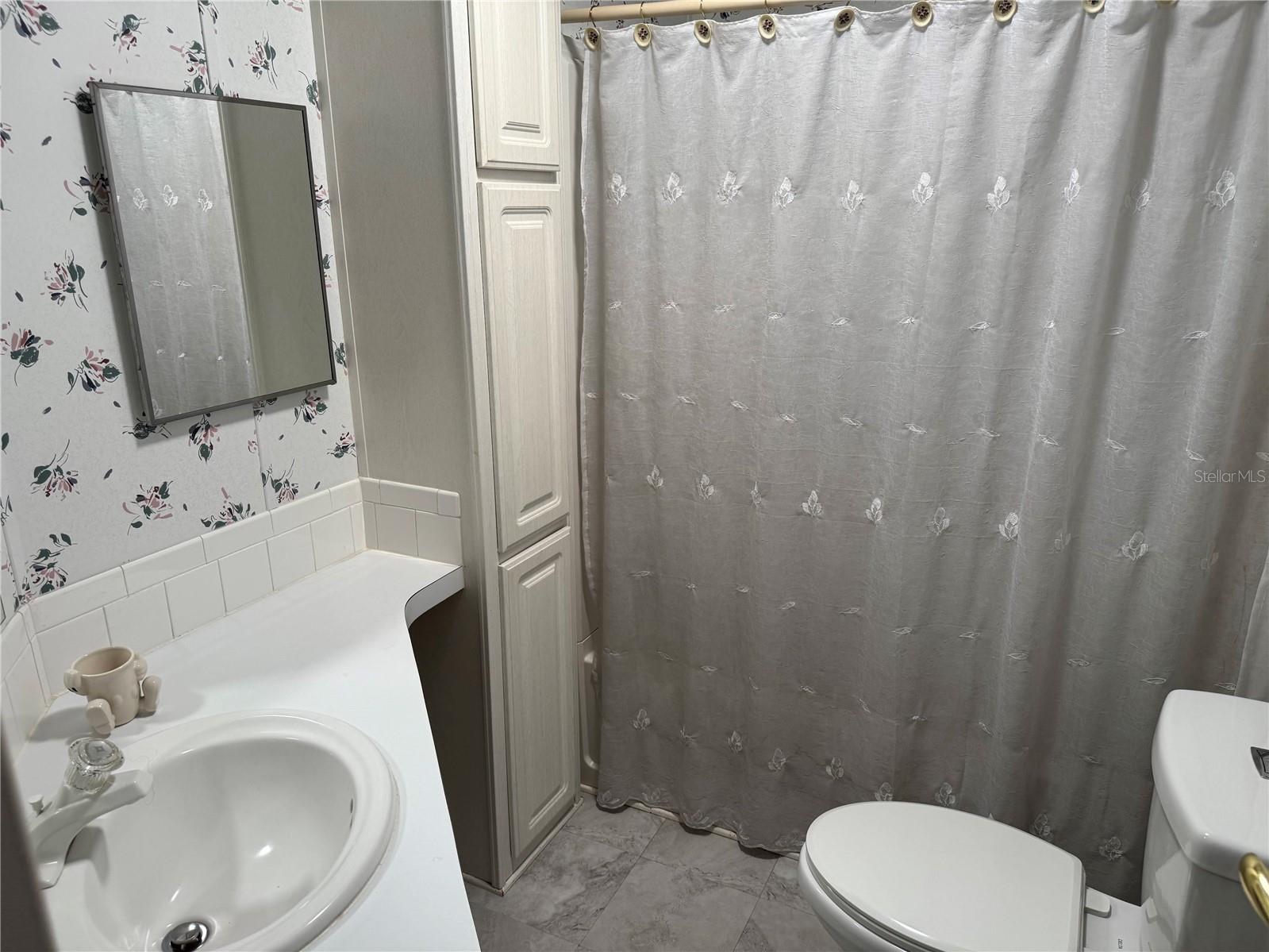 PARADISE ISLAND CO-OP INC - Residential