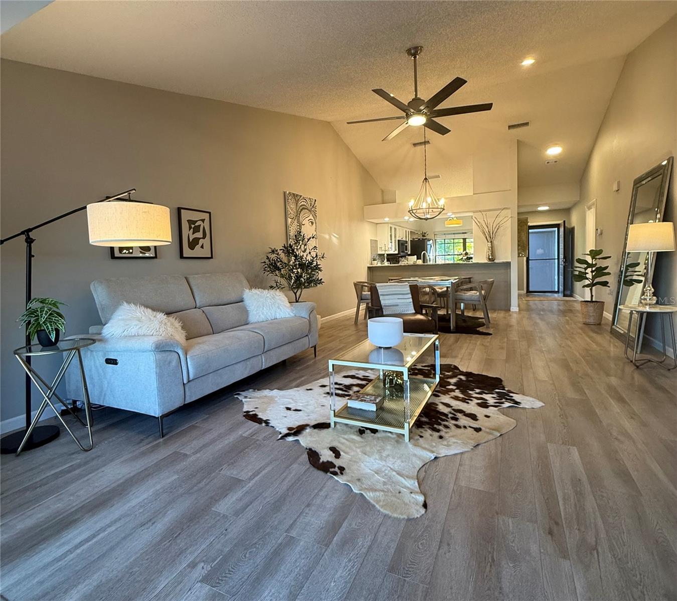 5847 CLUBSIDE DRIVE