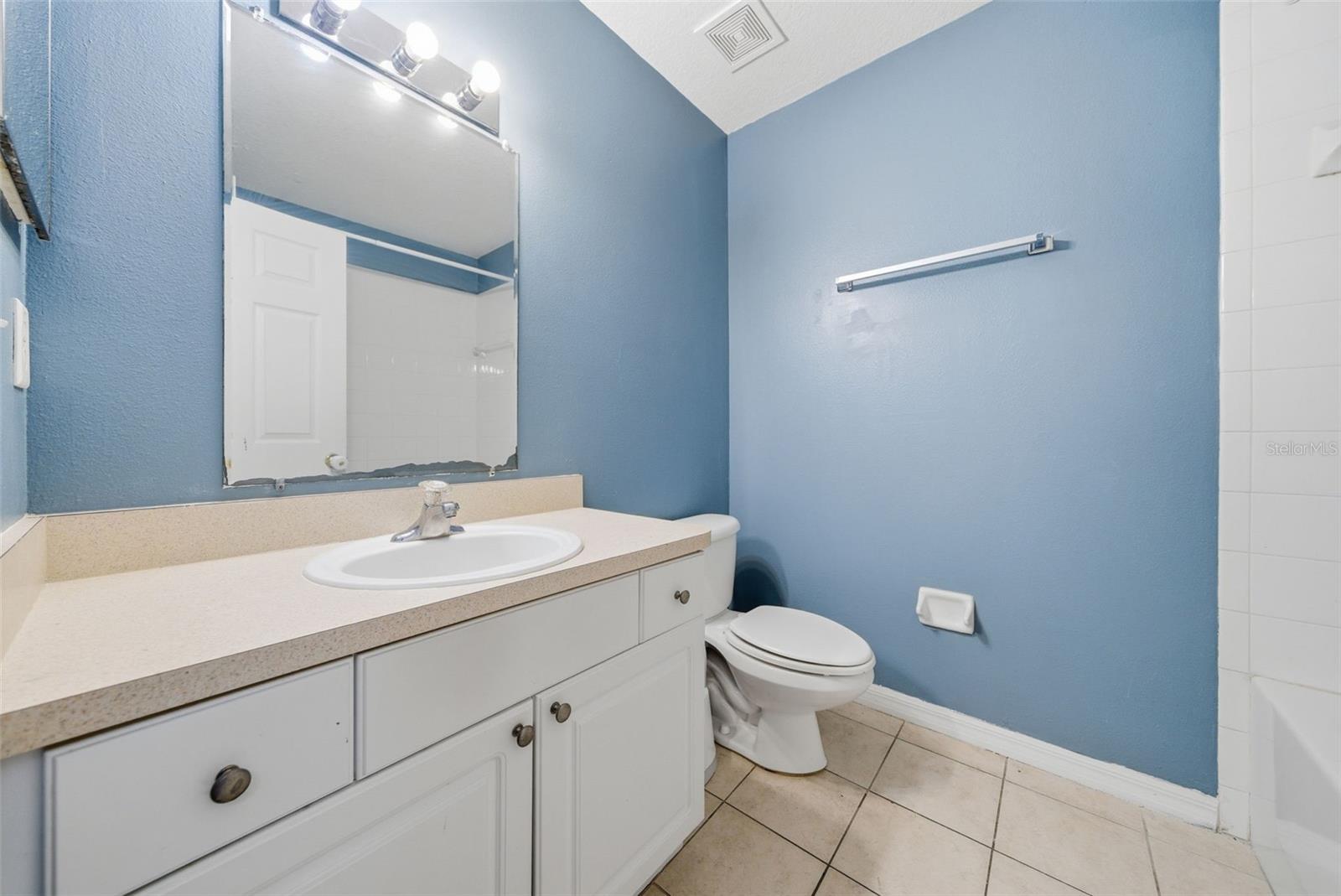 LINCOLN PARK - Residential