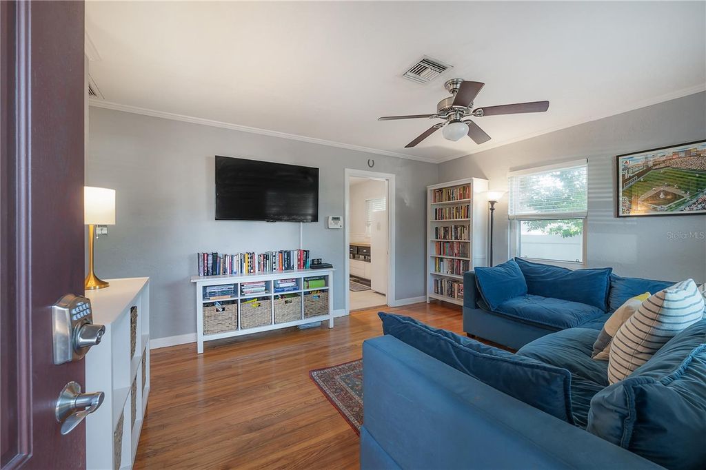 Photo of 5138 3rd Avenue N, St Petersburg, FL 33710 (MLS # TB8503072)