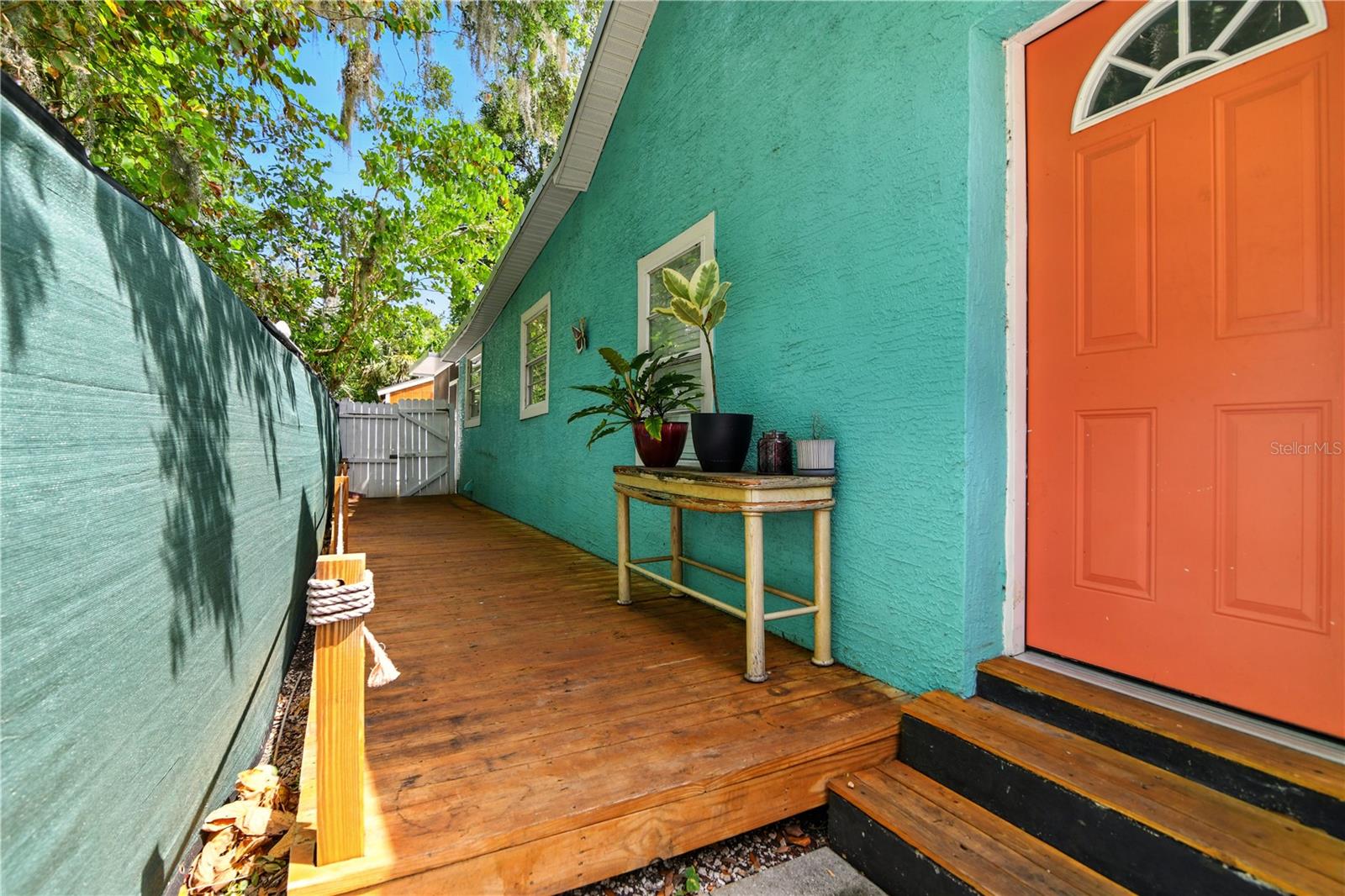318 PALM STREET