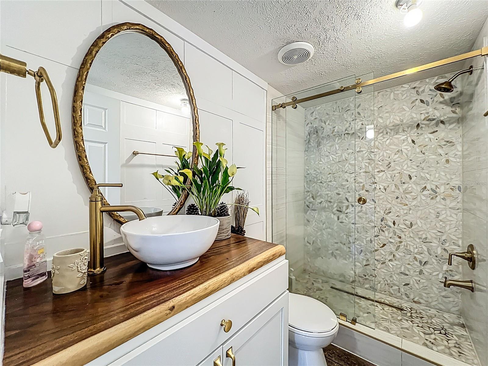 BLUE SPRING LAKE SUB - Residential