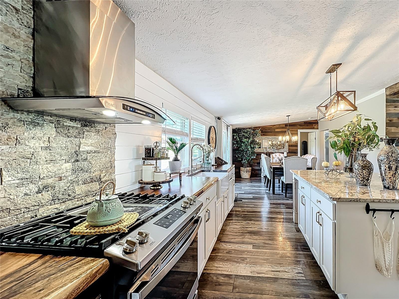 BLUE SPRING LAKE SUB - Residential