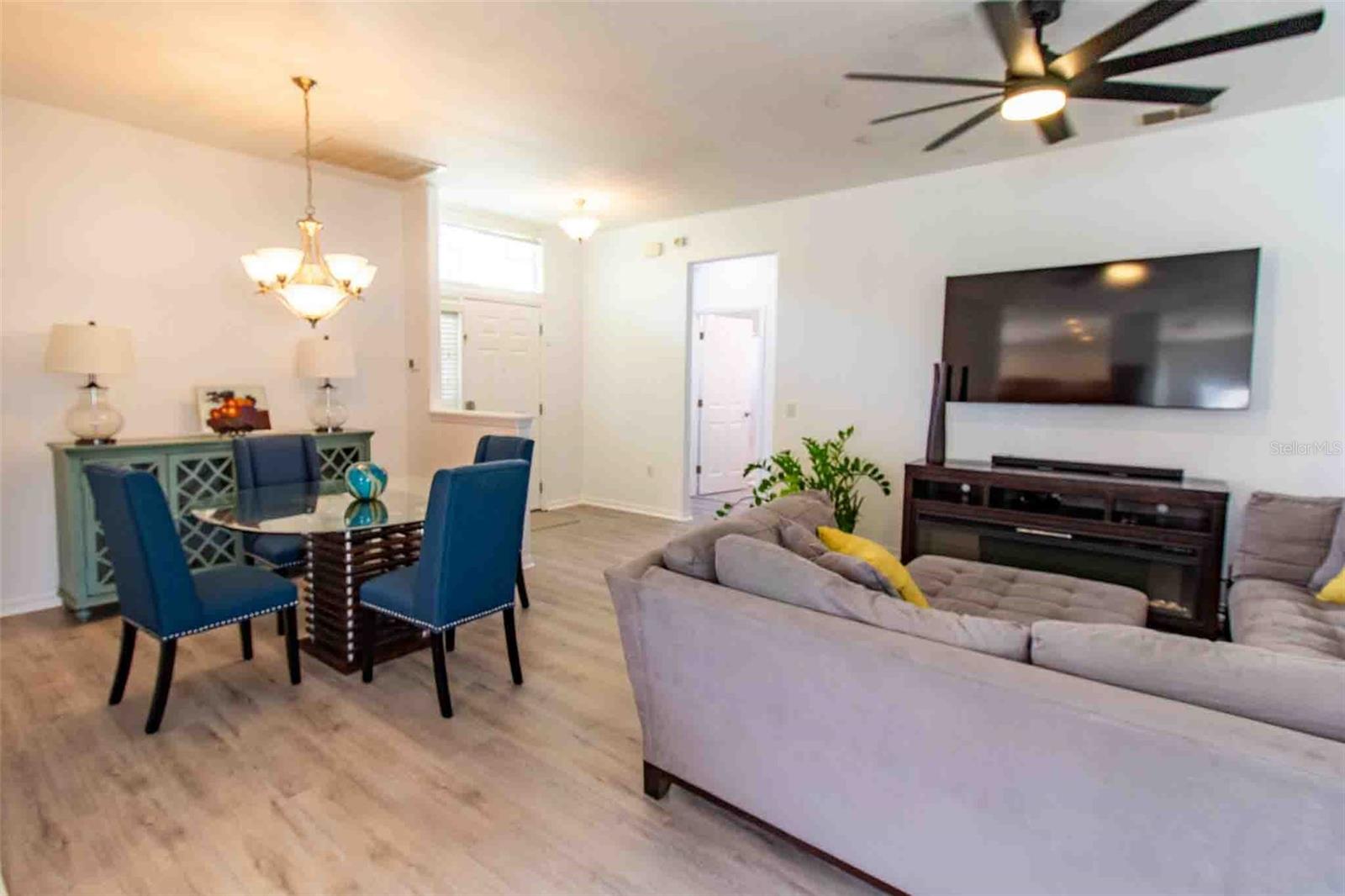 AYERSWORTH GLEN - Residential