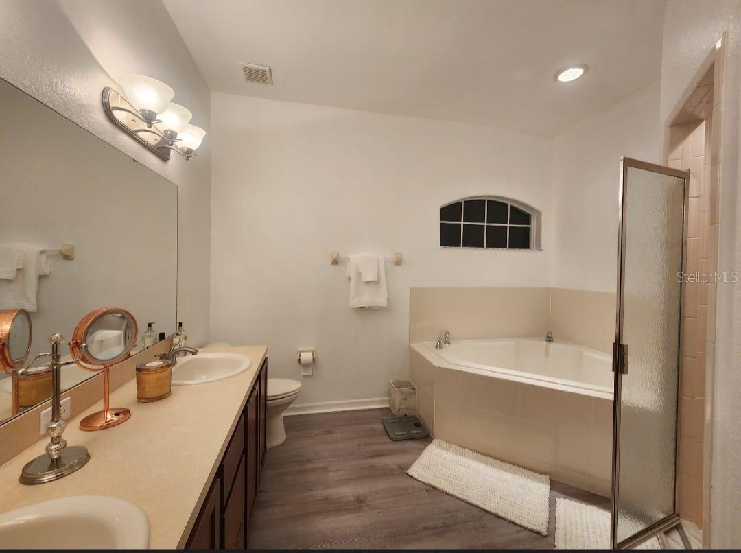 AYERSWORTH GLEN - Residential