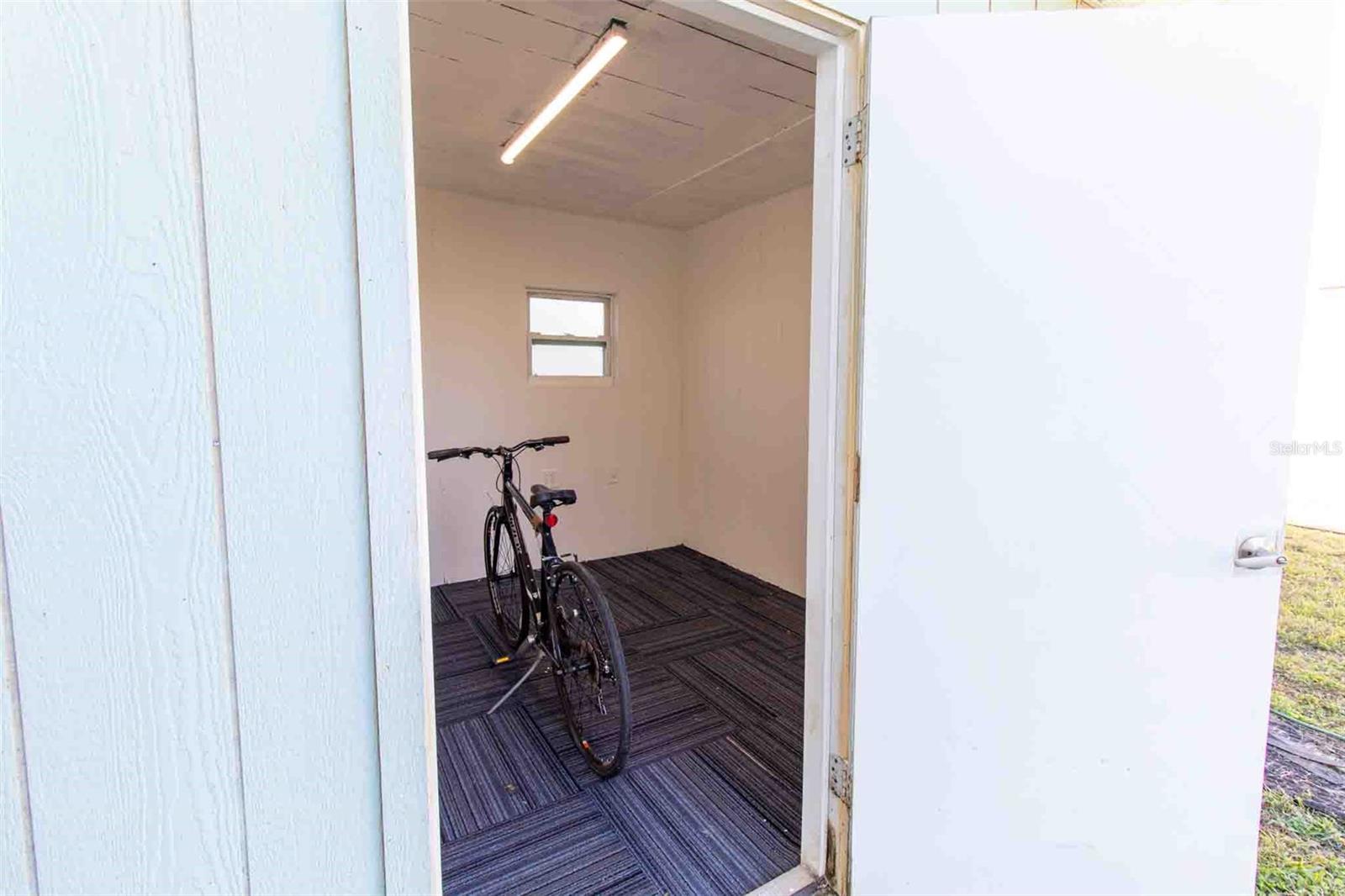 AYERSWORTH GLEN - Residential