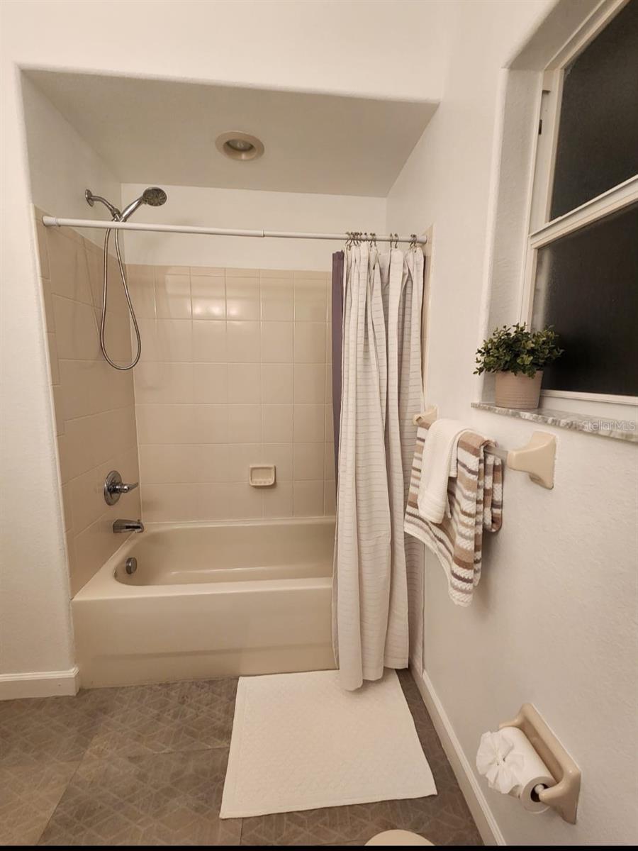 AYERSWORTH GLEN - Residential