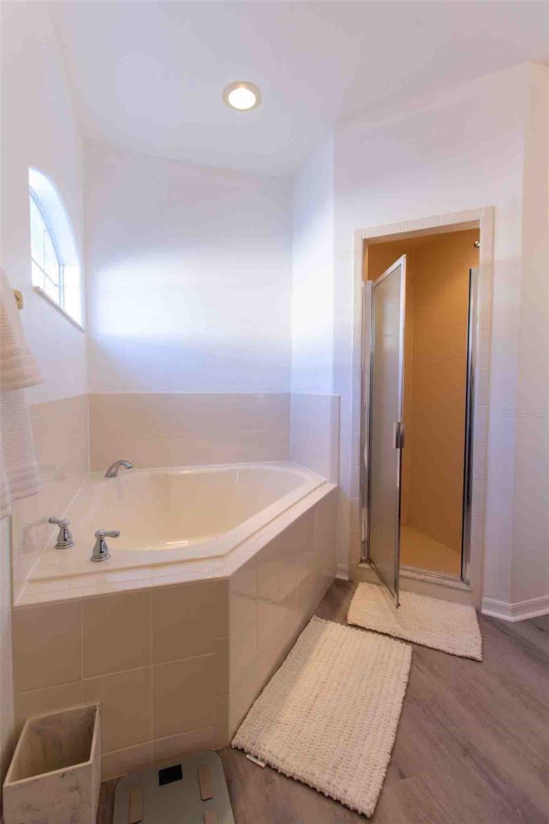 AYERSWORTH GLEN - Residential