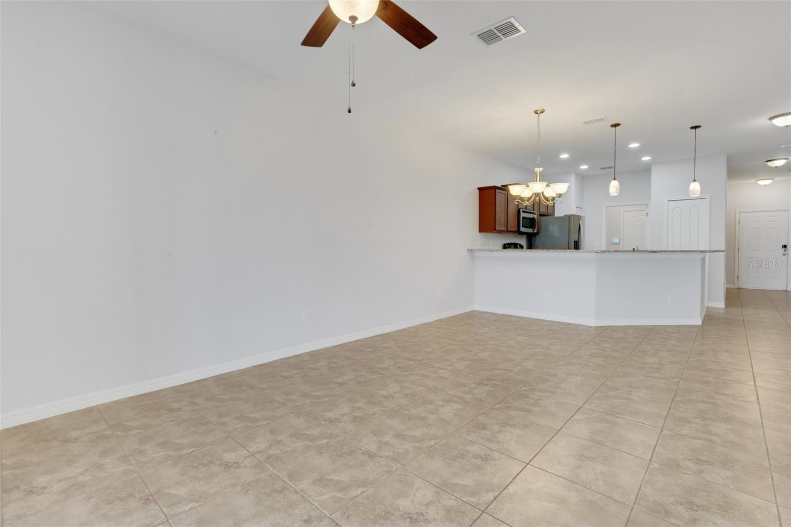 4089 SHADE TREE LANE