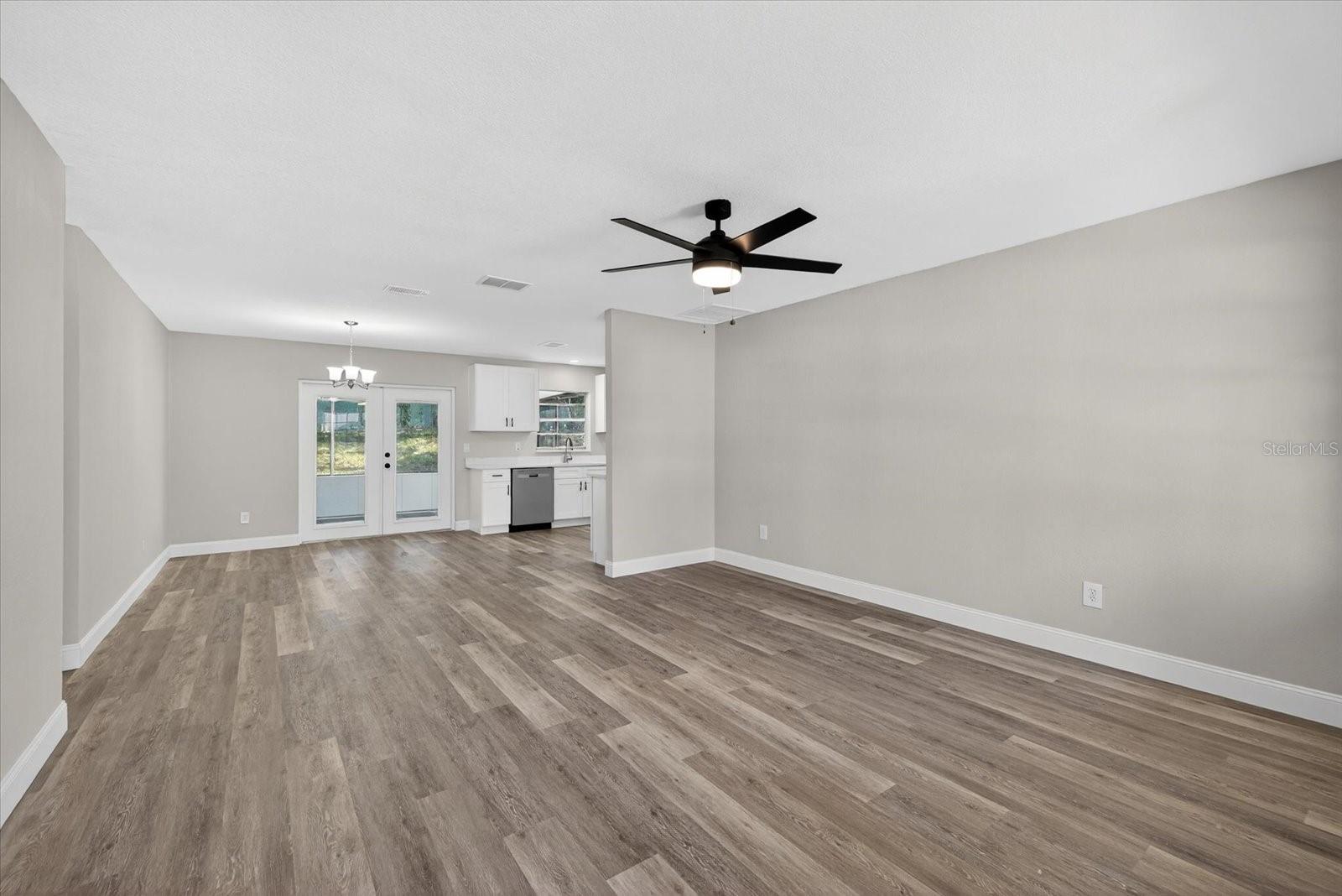 THE GROVES NORTH - Residential