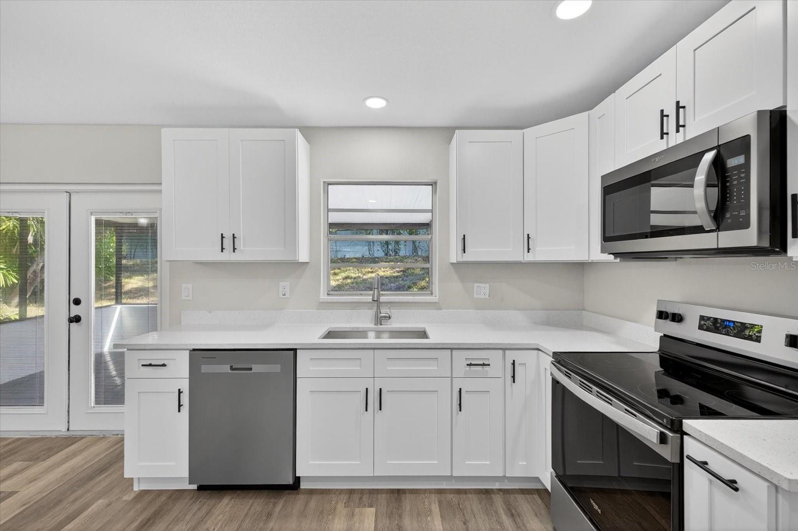 THE GROVES NORTH - Residential