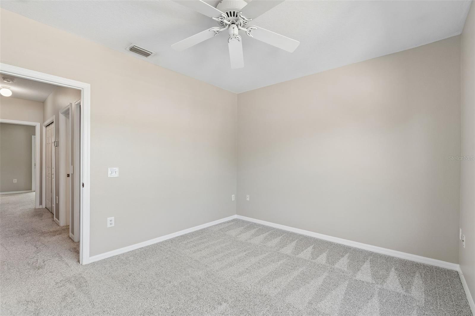 LAKE POINTE - Residential