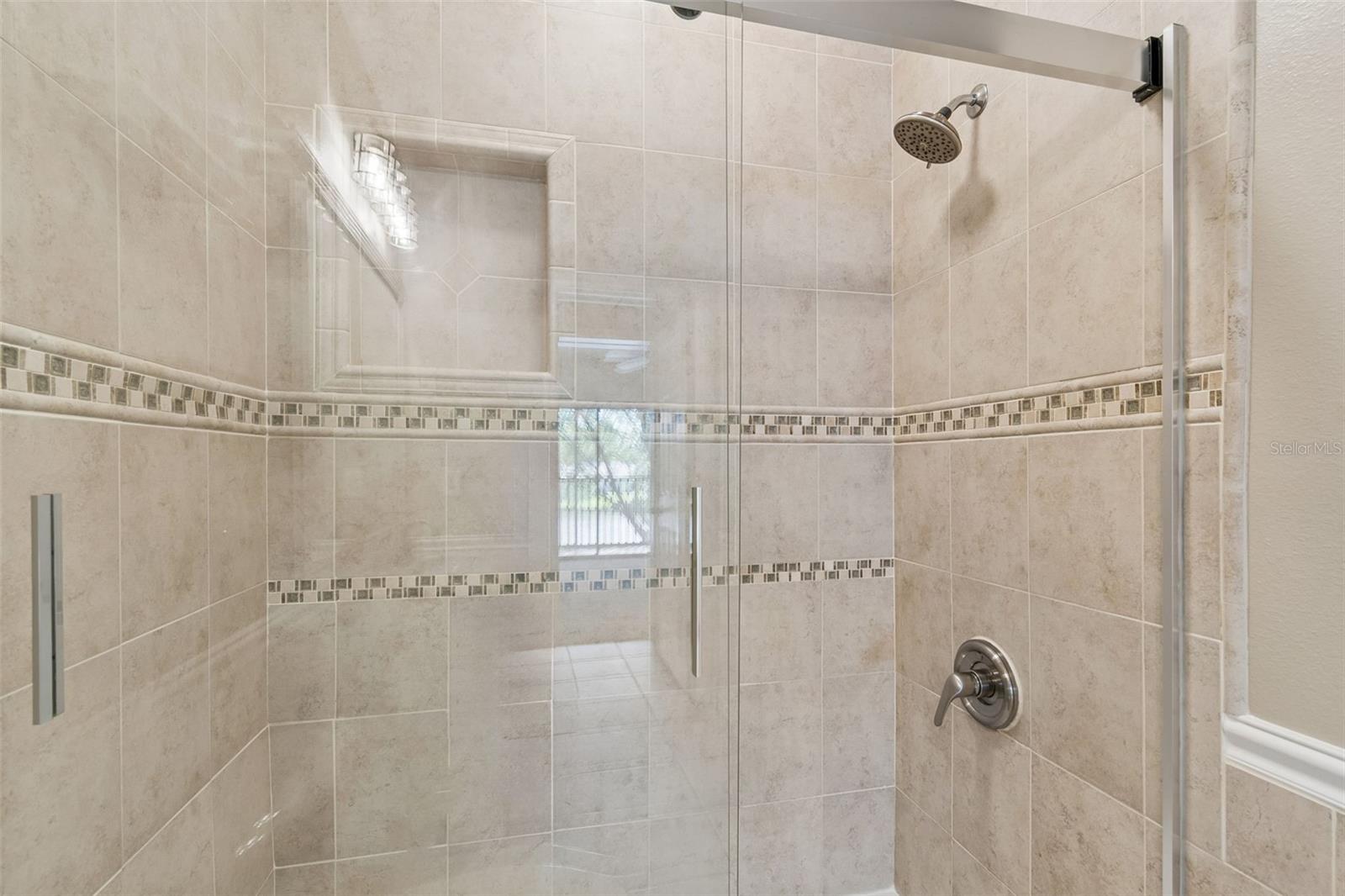 LAKE POINTE - Residential