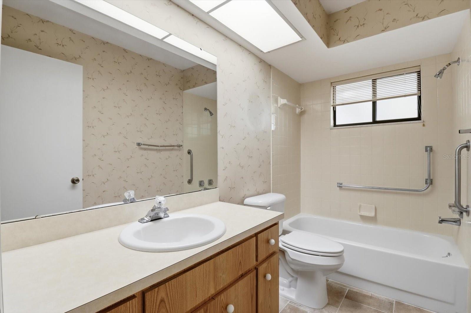 PARKSIDE VILLAGE UNIT 04 - Residential