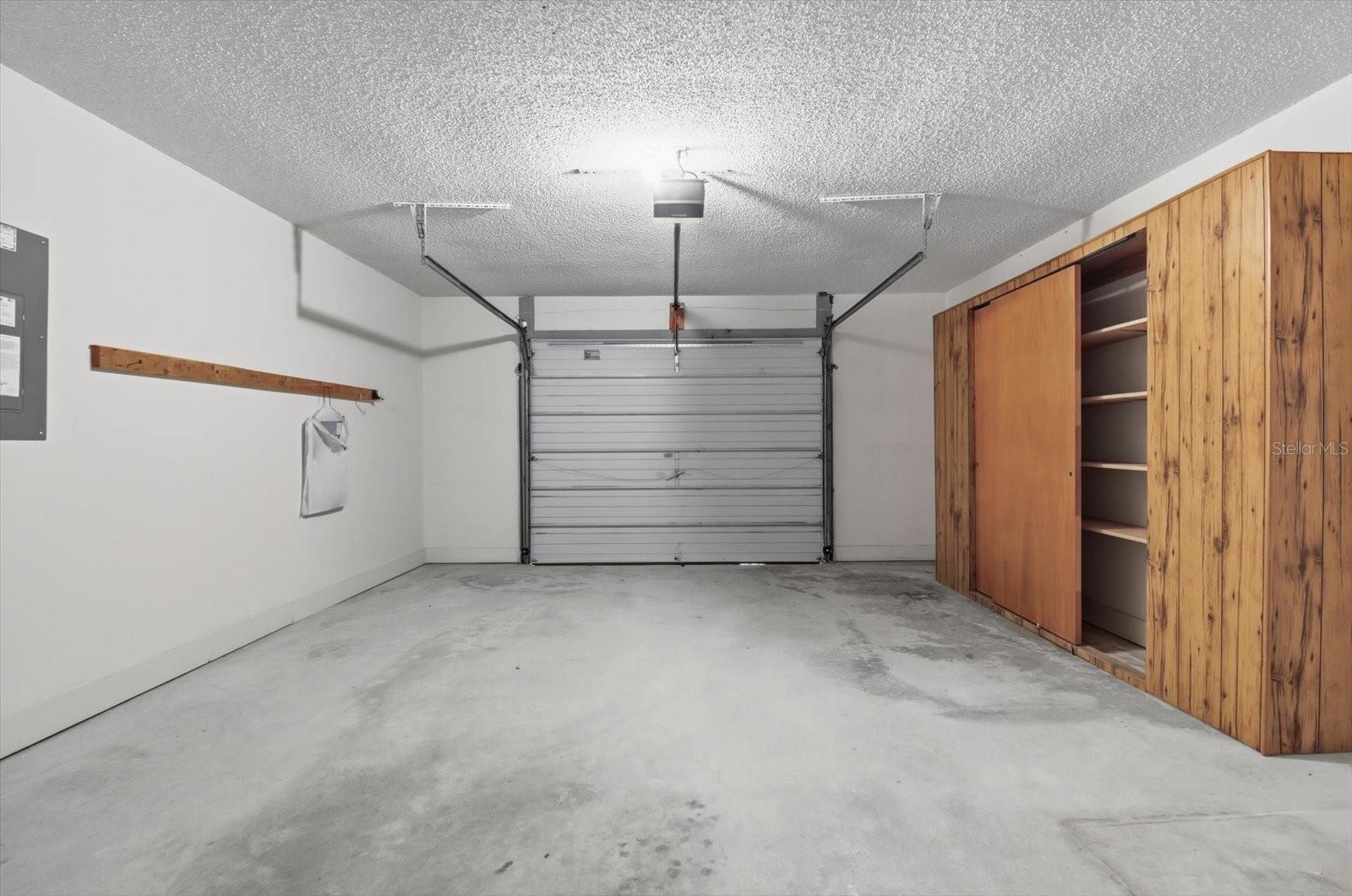 PARKSIDE VILLAGE UNIT 04 - Residential