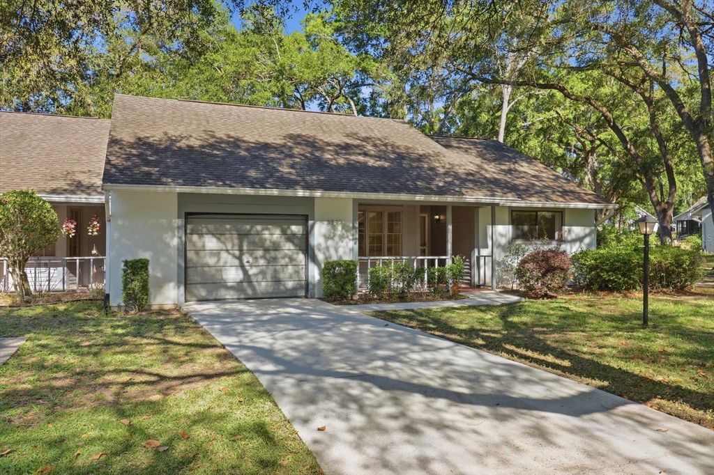 Photo of 3840 N Parkside Village Terrace, Beverly Hills, FL 34465 (MLS # OM723766)