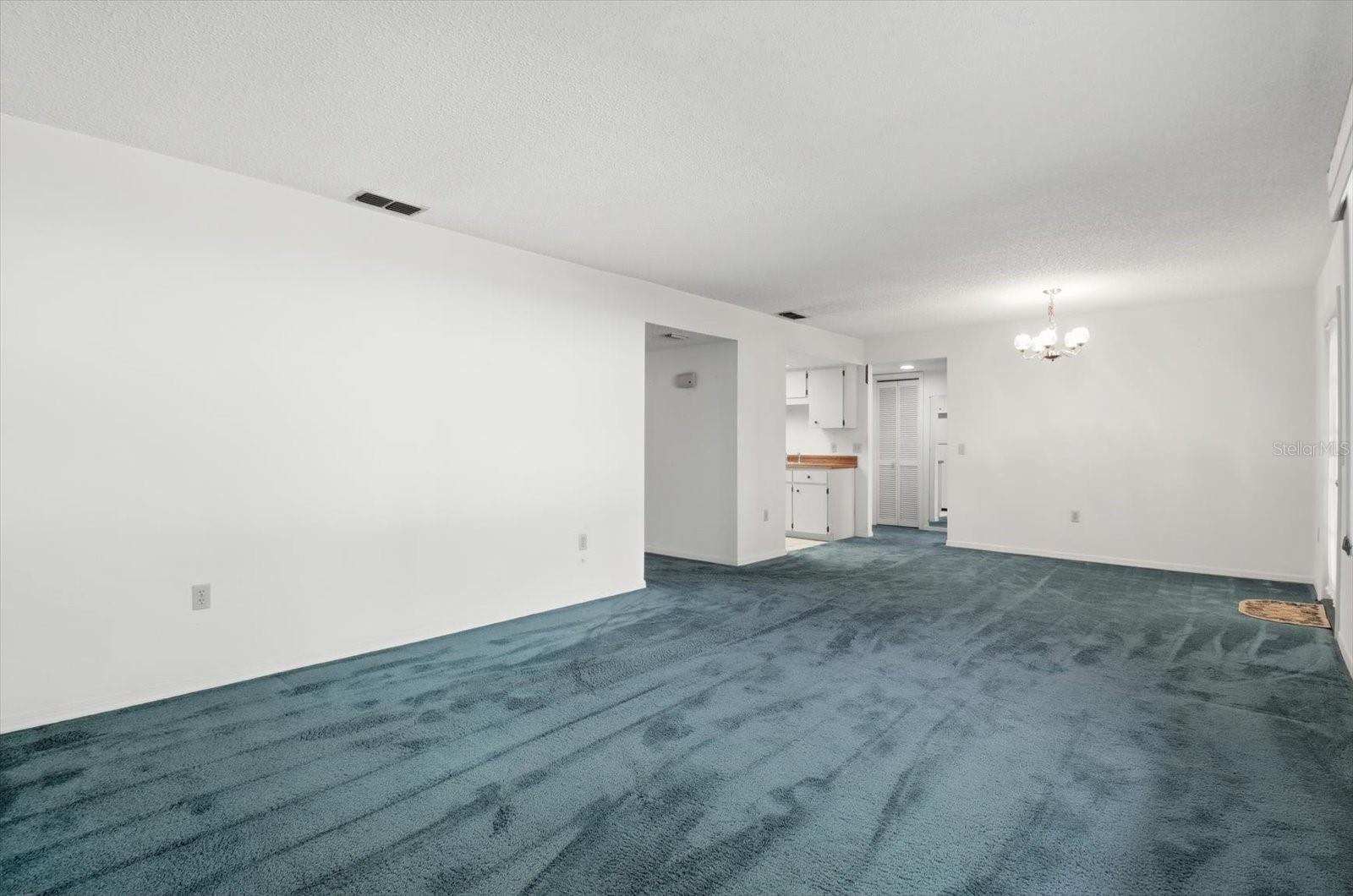 PARKSIDE VILLAGE UNIT 04 - Residential