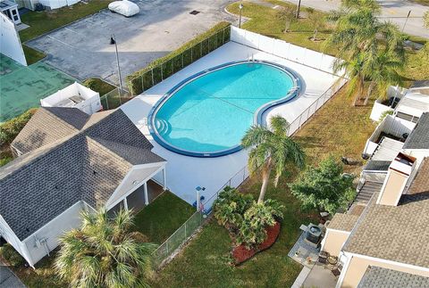 A home in LARGO