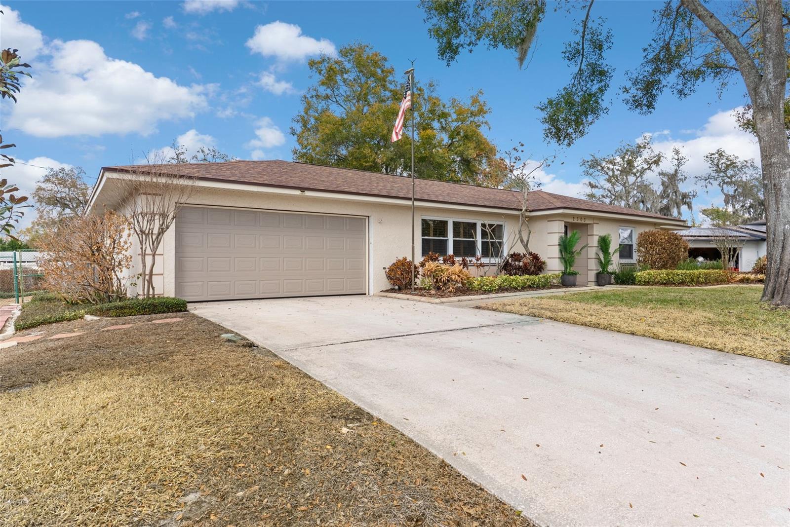 2303 GREEN LAWN STREET