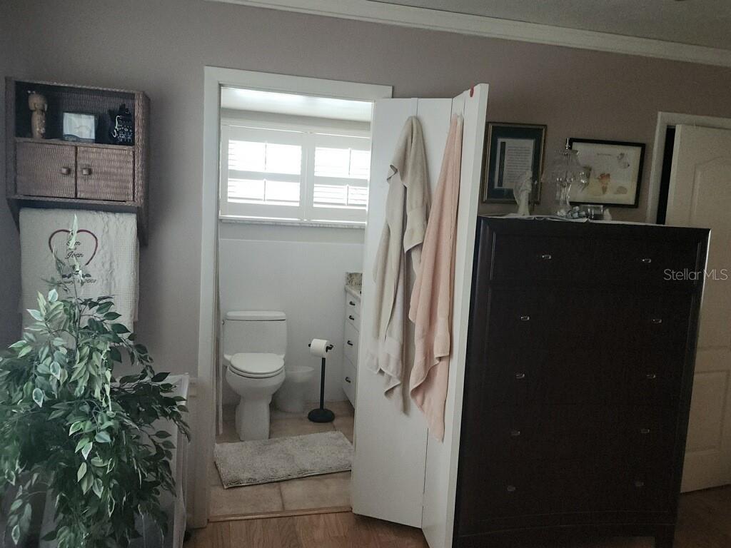 OAK MONT UNIT 08 - Residential