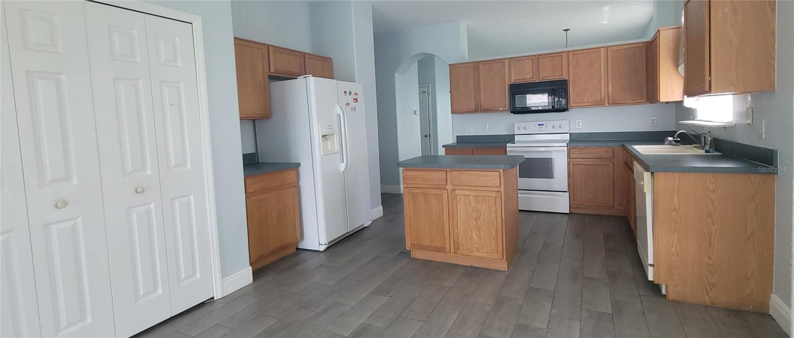 EAGLE LAKE PH 1 - Residential