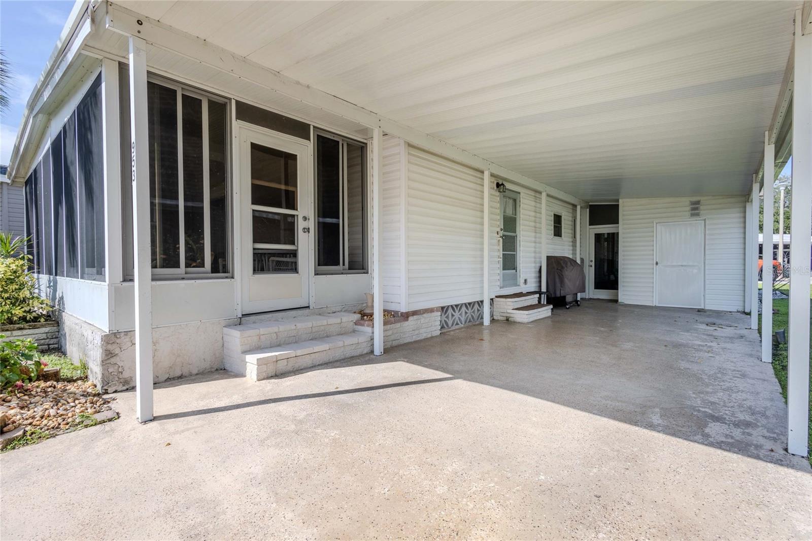 2100 KINGS HIGHWAY 953, PORT CHARLOTTE, FL, 33980 2 2100 KINGS HIGHWAY 953