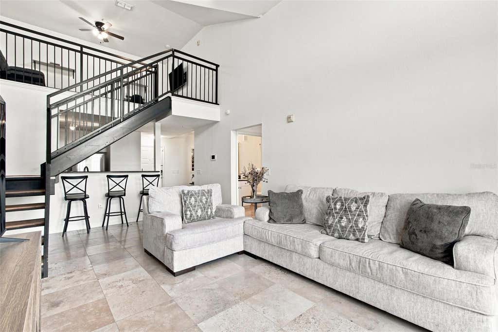 Photo of 4221 W Spruce Street #2425, Tampa, FL 33607 (MLS # TB8543153)