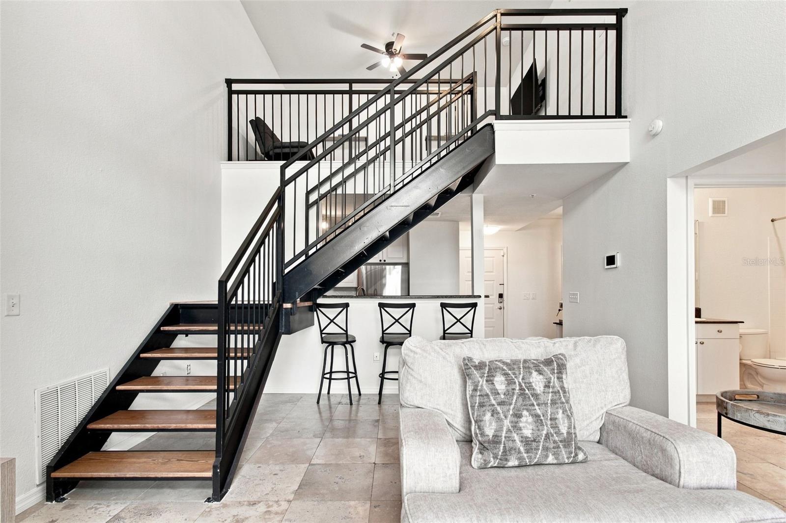 4221 W SPRUCE STREET 2425