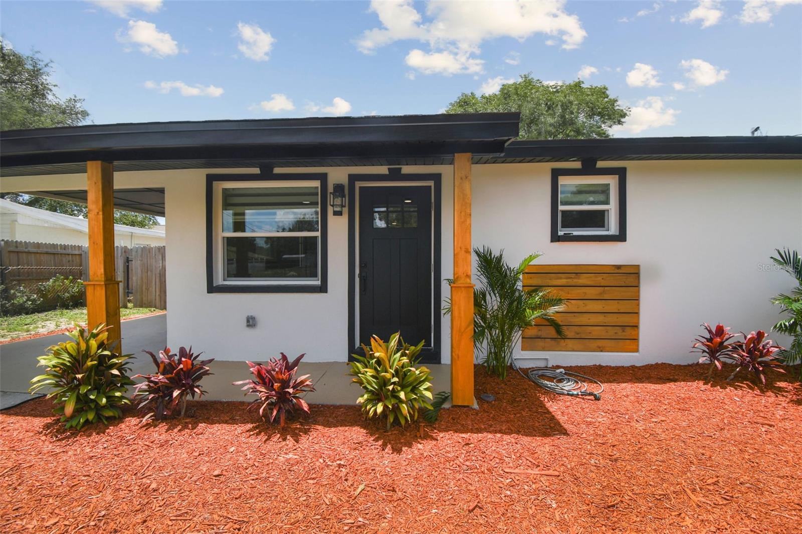 8108 FIR DRIVE