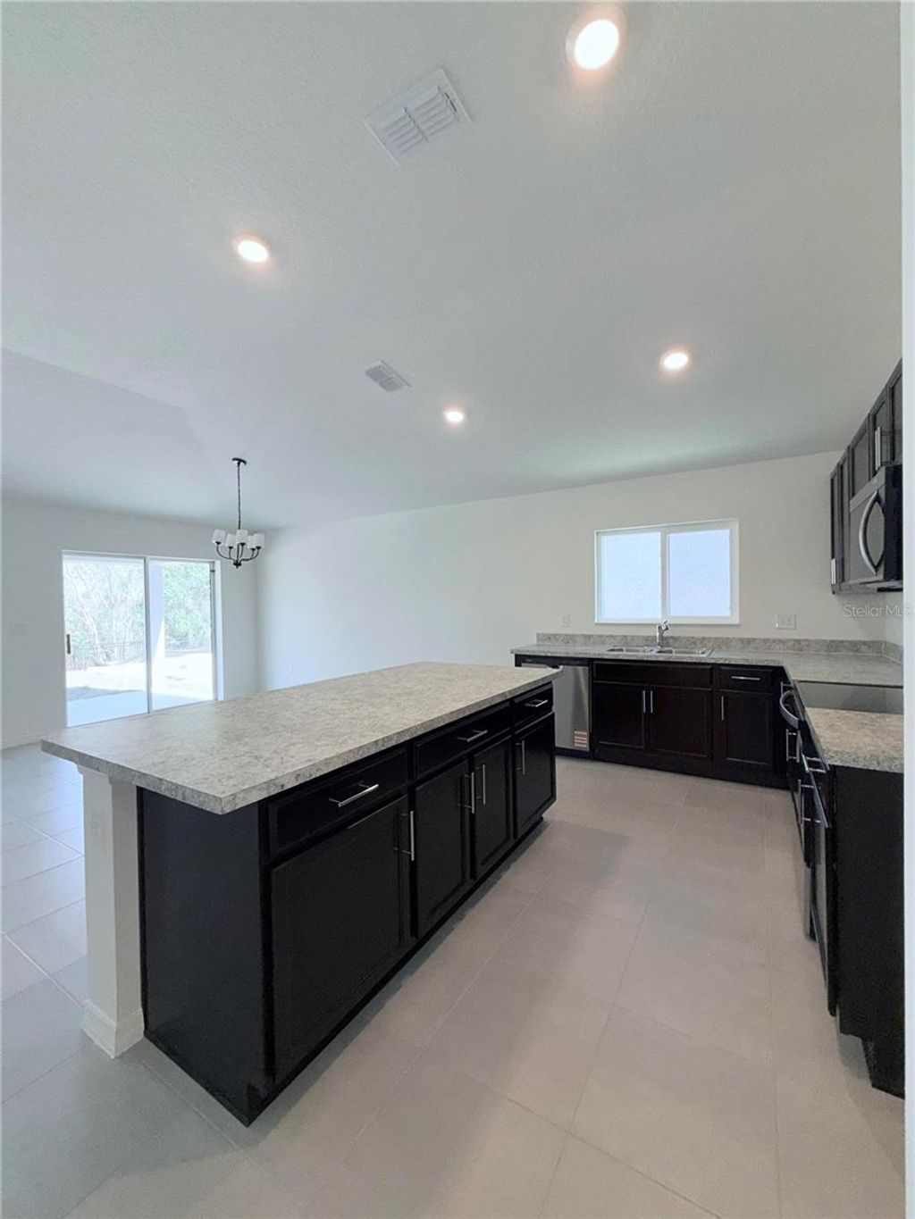 Photo of 20248 Lavender Bloom Loop, Mount Dora, FL 32757 (MLS # G5108966)