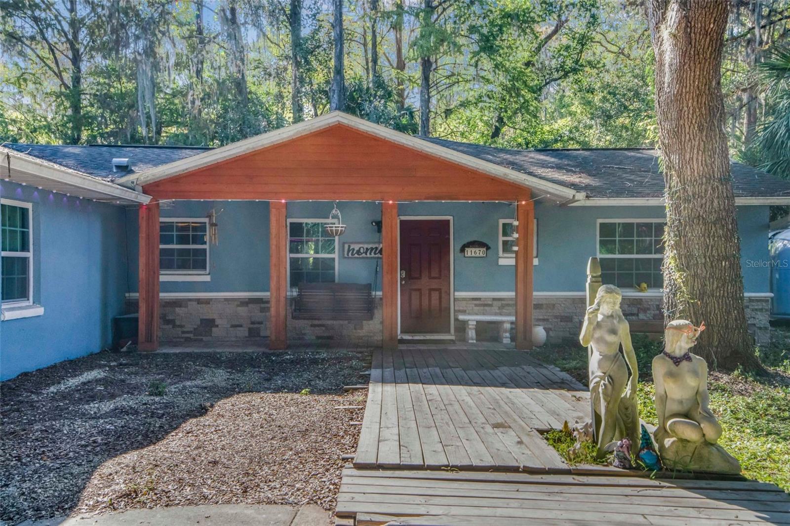 11670 CHEROKEE CIRCLE