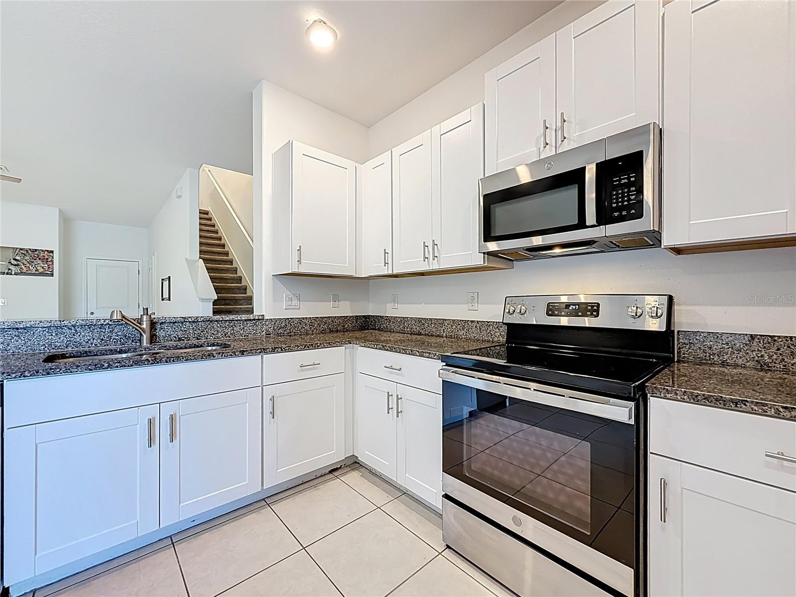 TOWNES/DARLINGTON - Residential