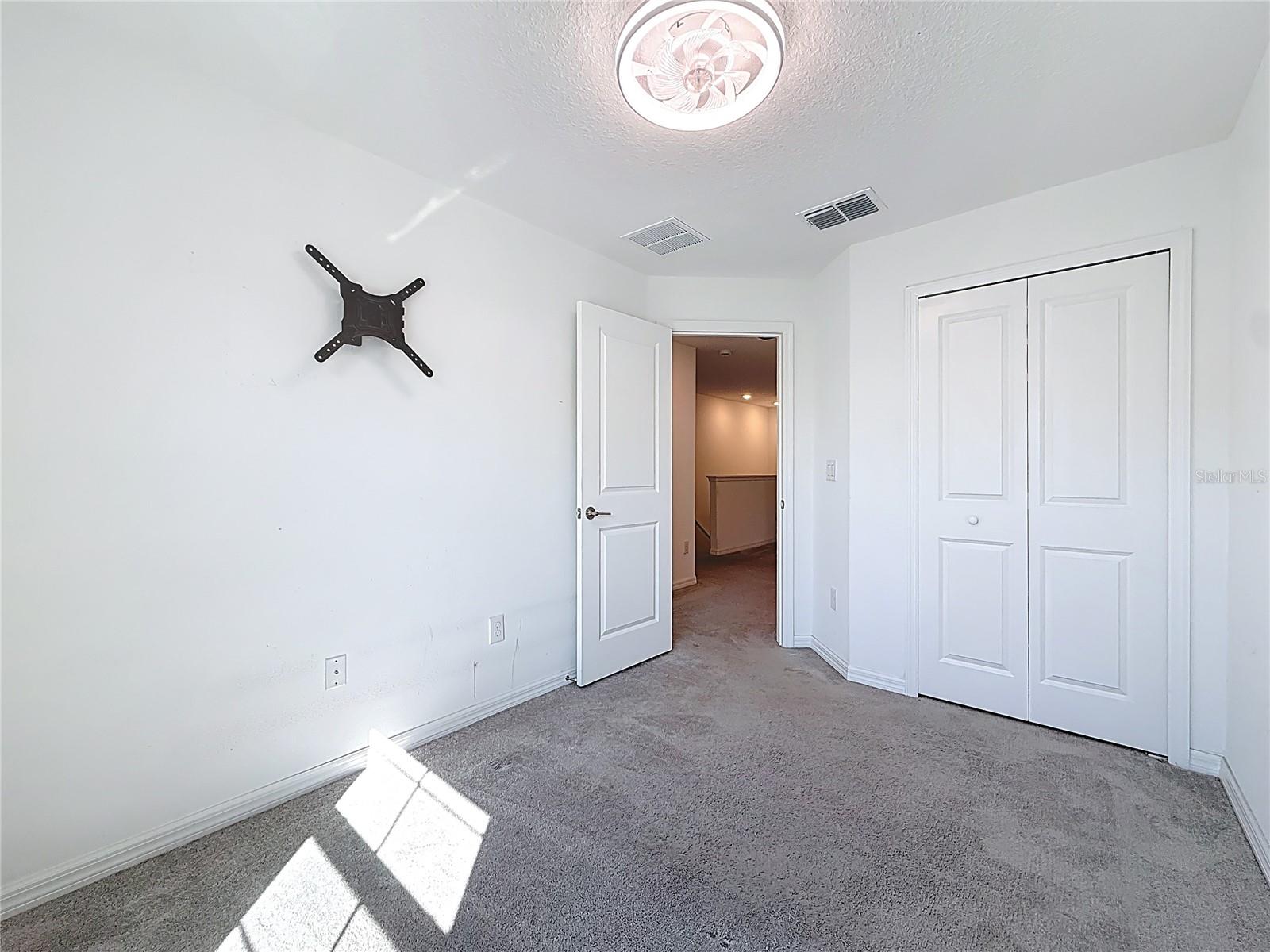 TOWNES/DARLINGTON - Residential