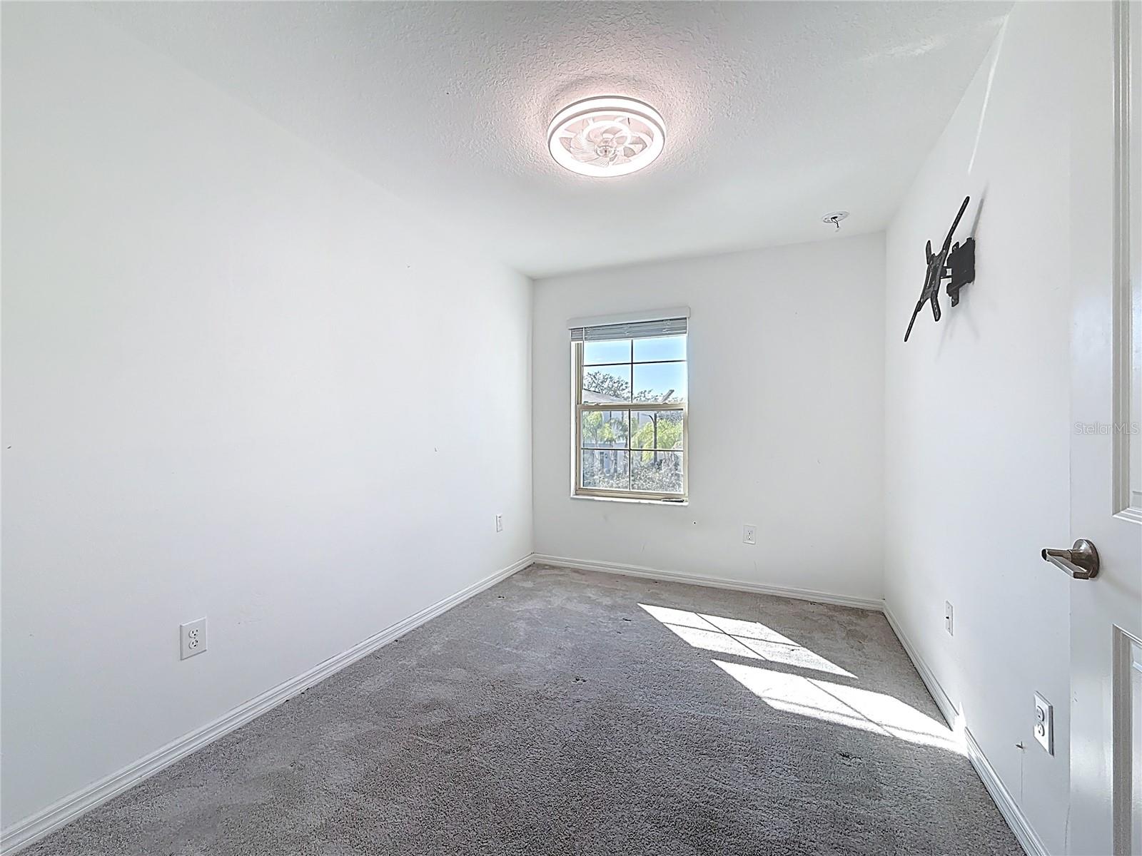 TOWNES/DARLINGTON - Residential