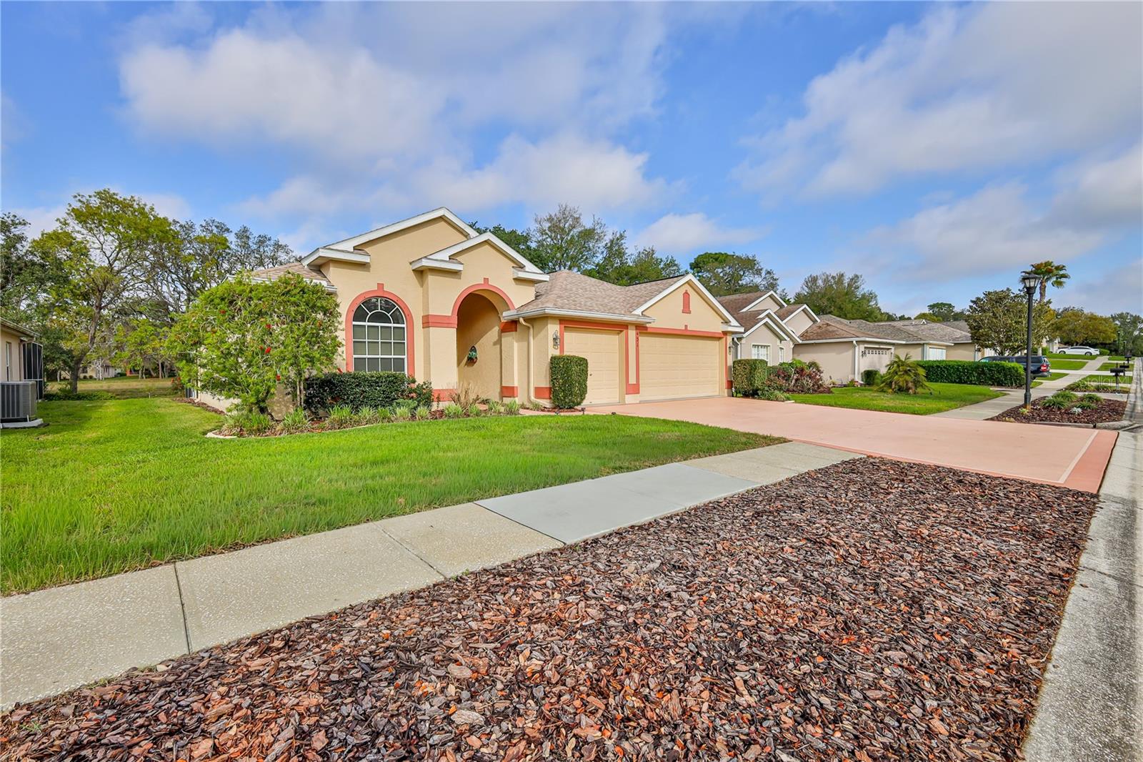 WELLINGTON AT SEVEN HILLS PH 4 - Residential