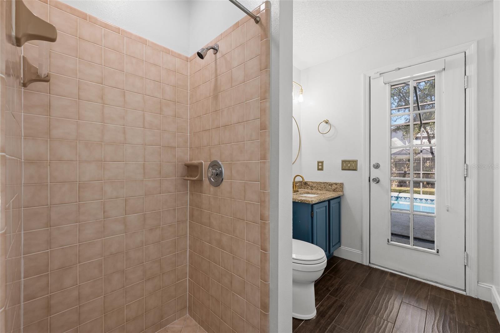 WALDEN LAKE - Residential