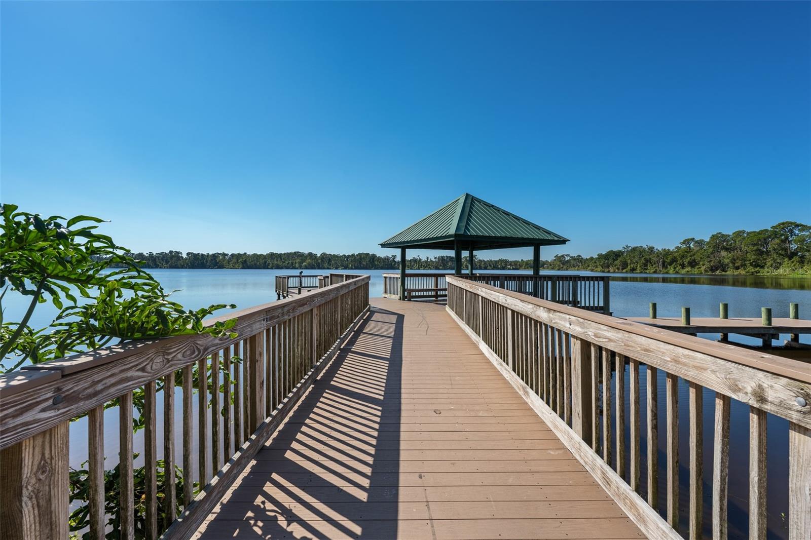 WALDEN LAKE - Residential