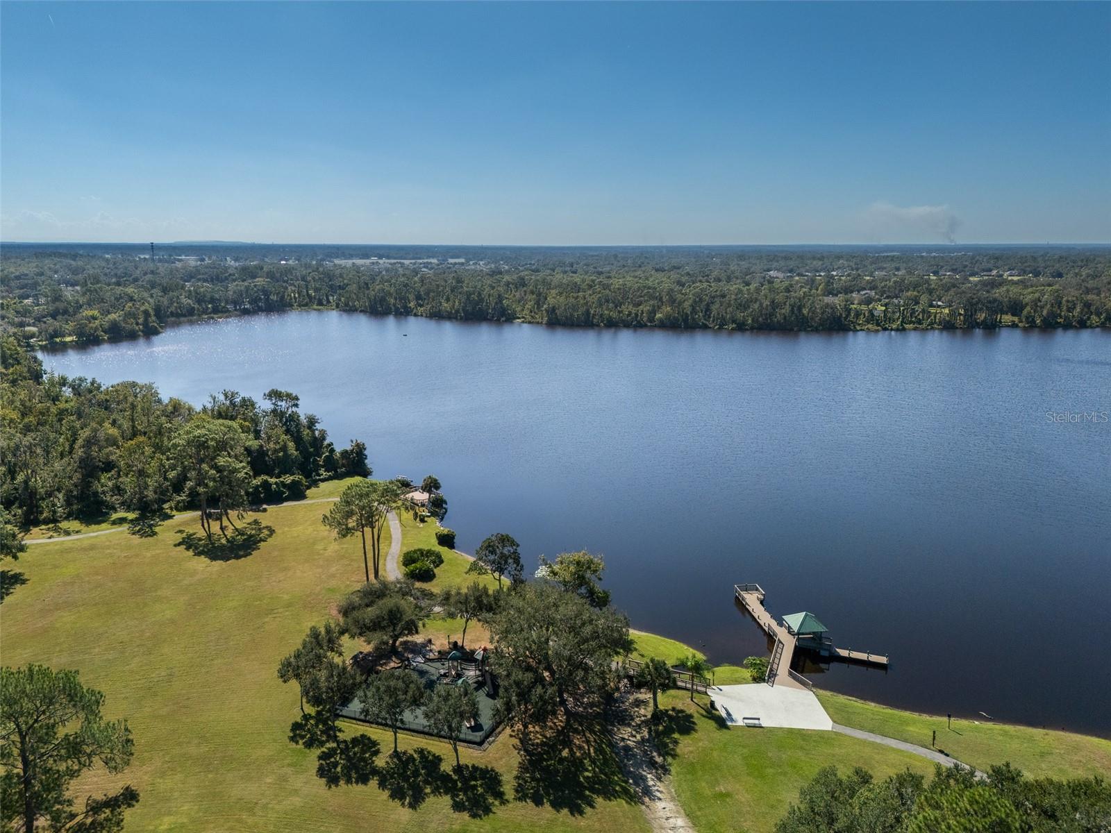 WALDEN LAKE - Residential