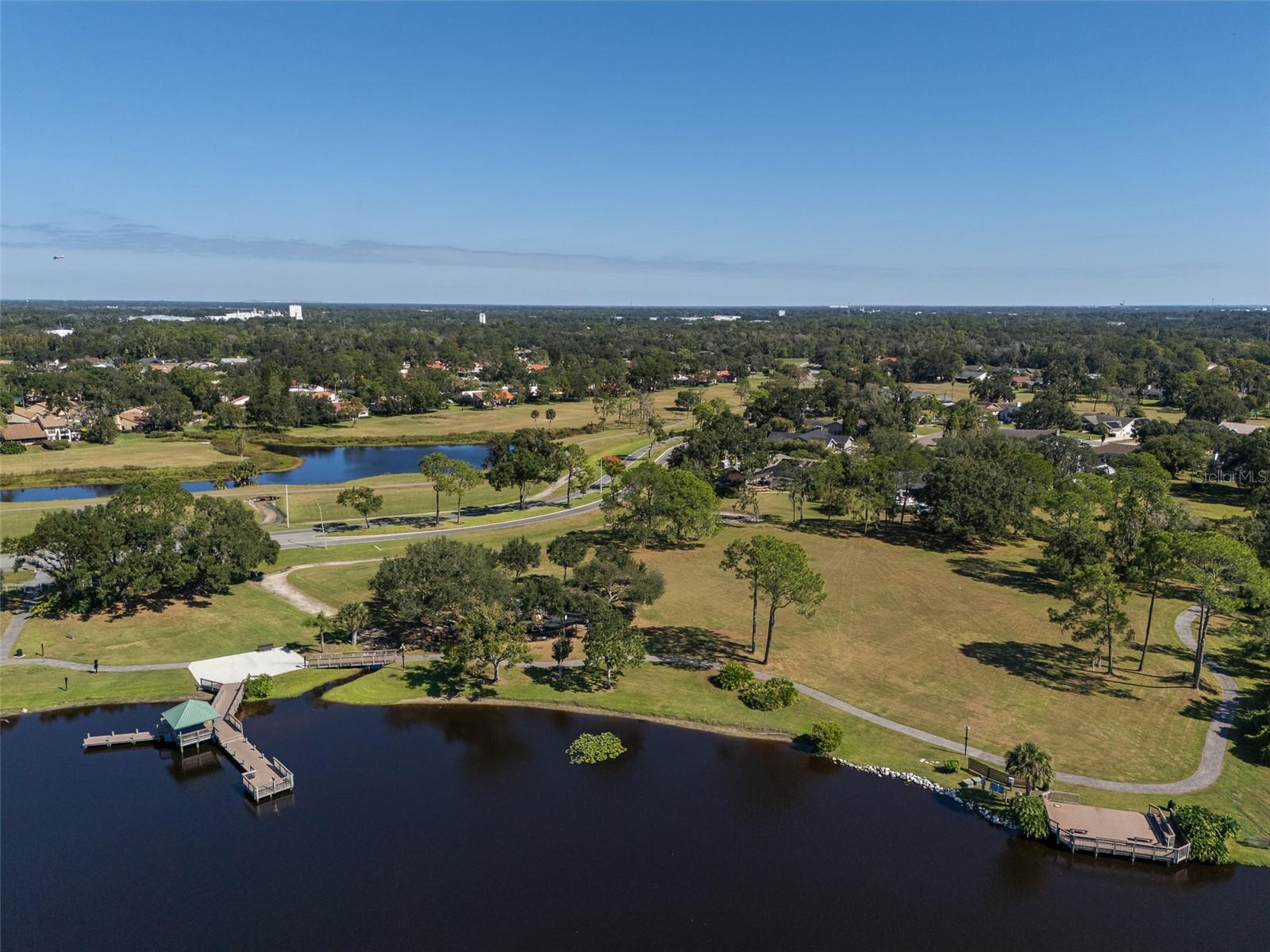 WALDEN LAKE - Residential