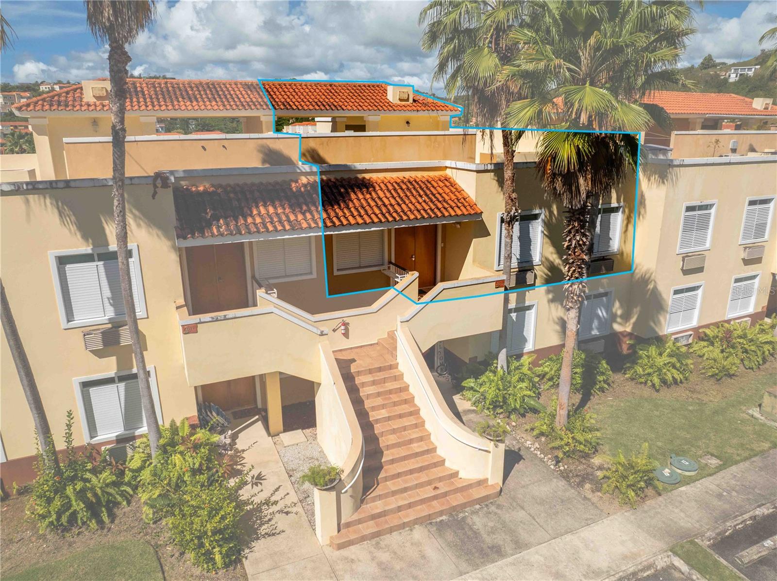 180 PALMAS DRIVE 60-D