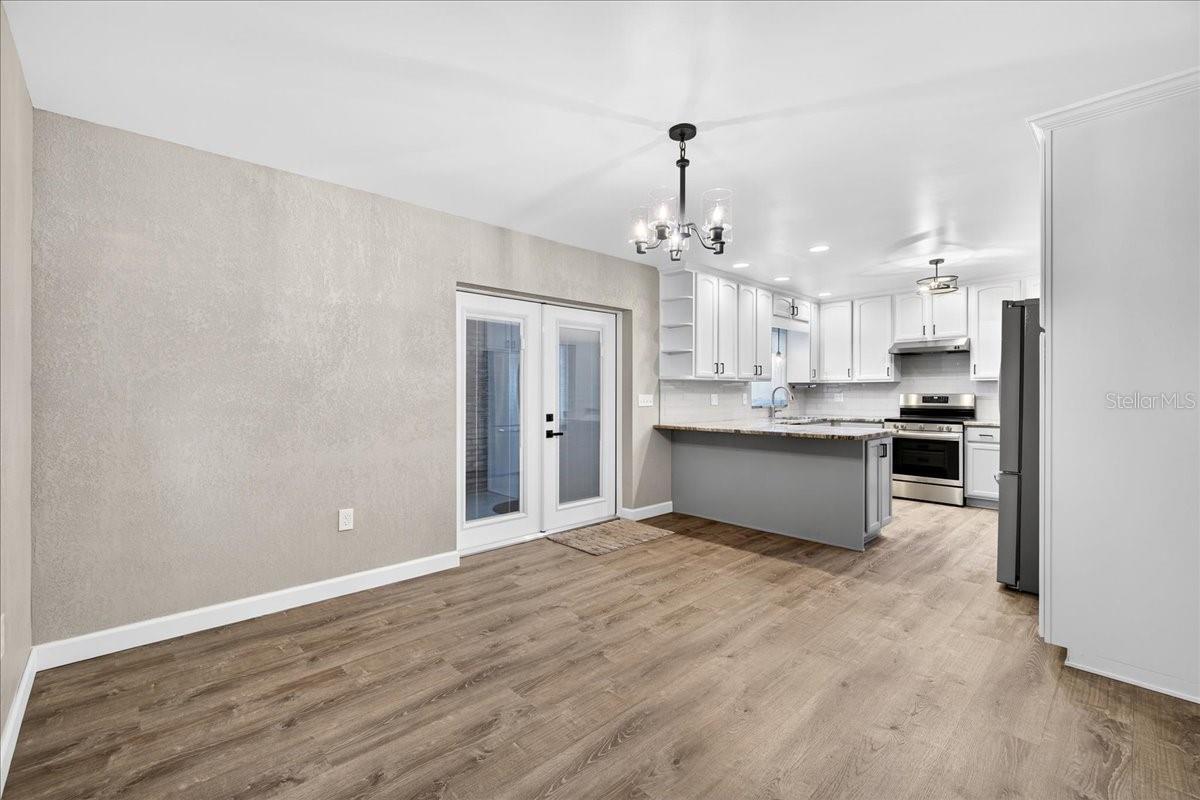 SUMMERHAVEN SHORES - Residential