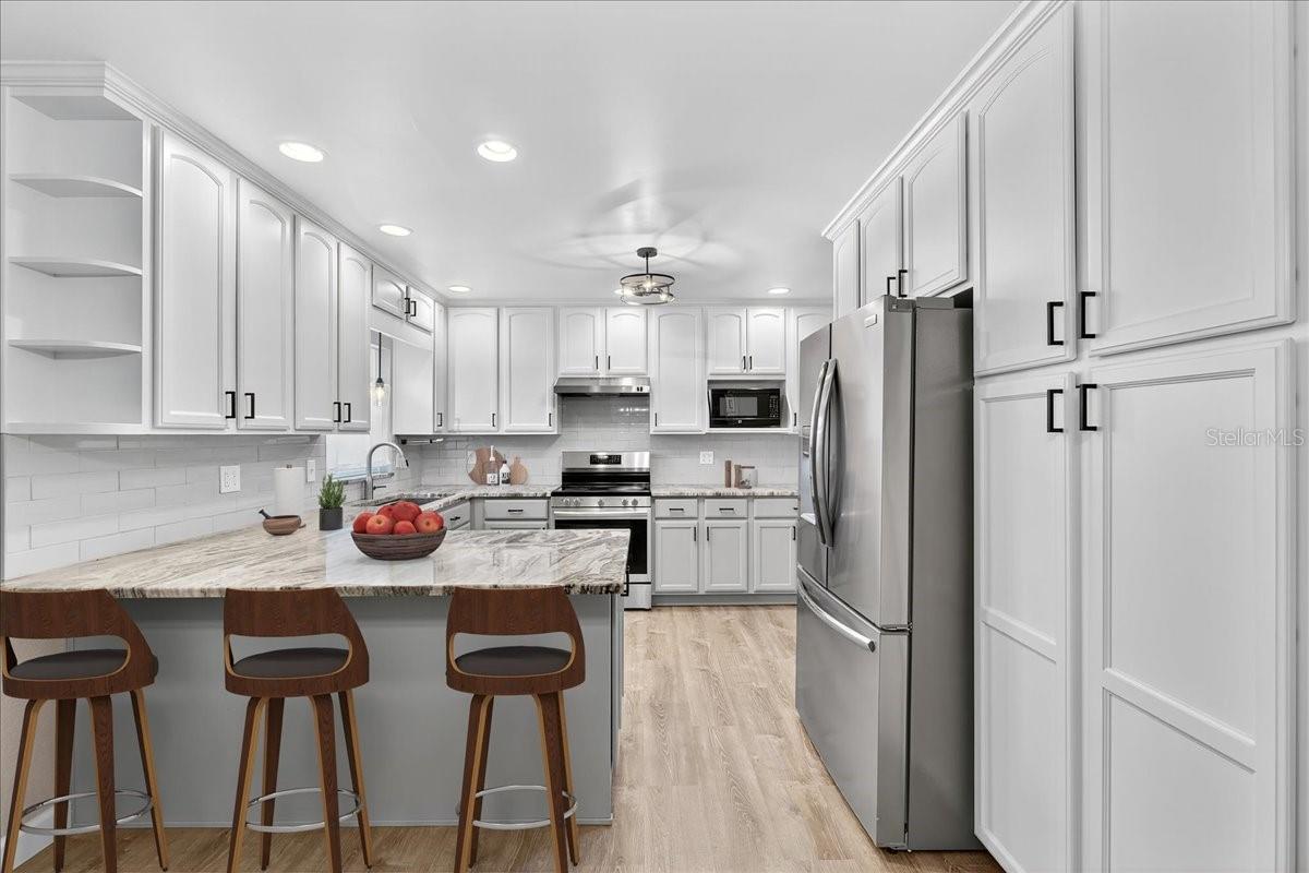 SUMMERHAVEN SHORES - Residential