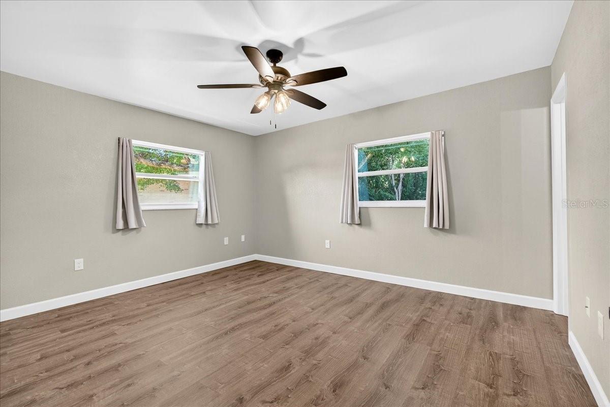 SUMMERHAVEN SHORES - Residential