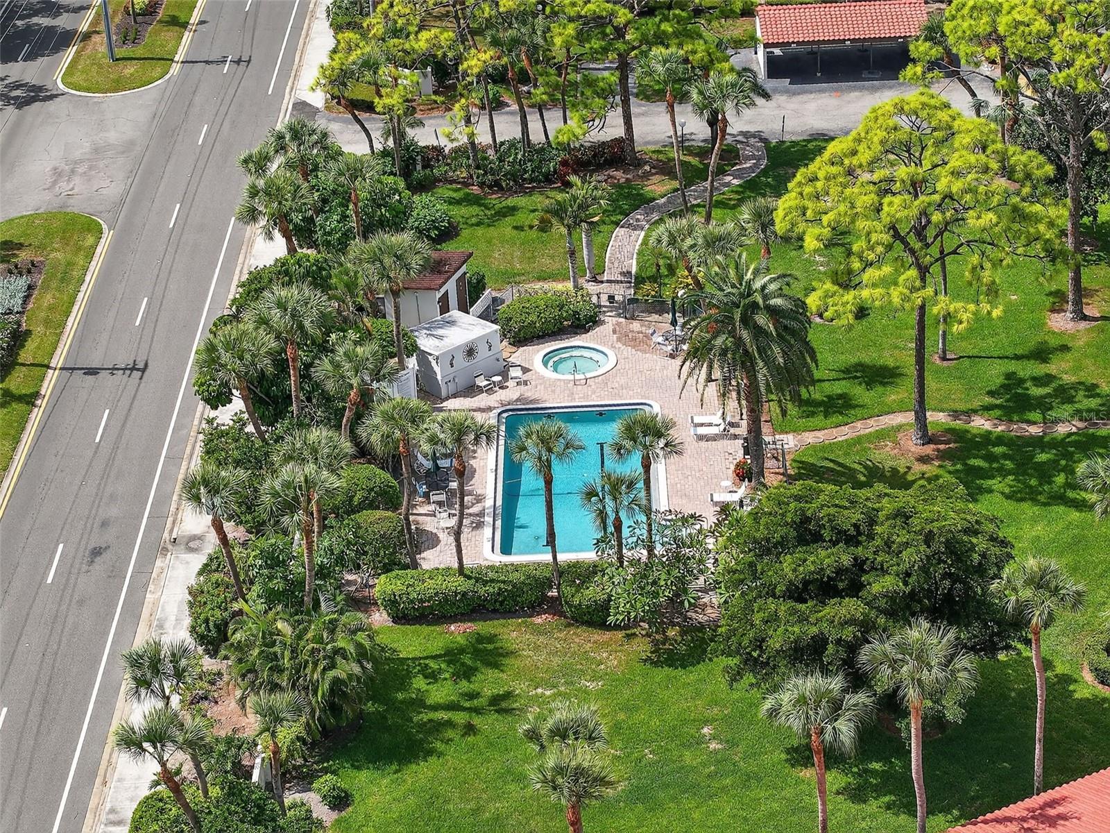 VALENCIA GARDEN III - Residential