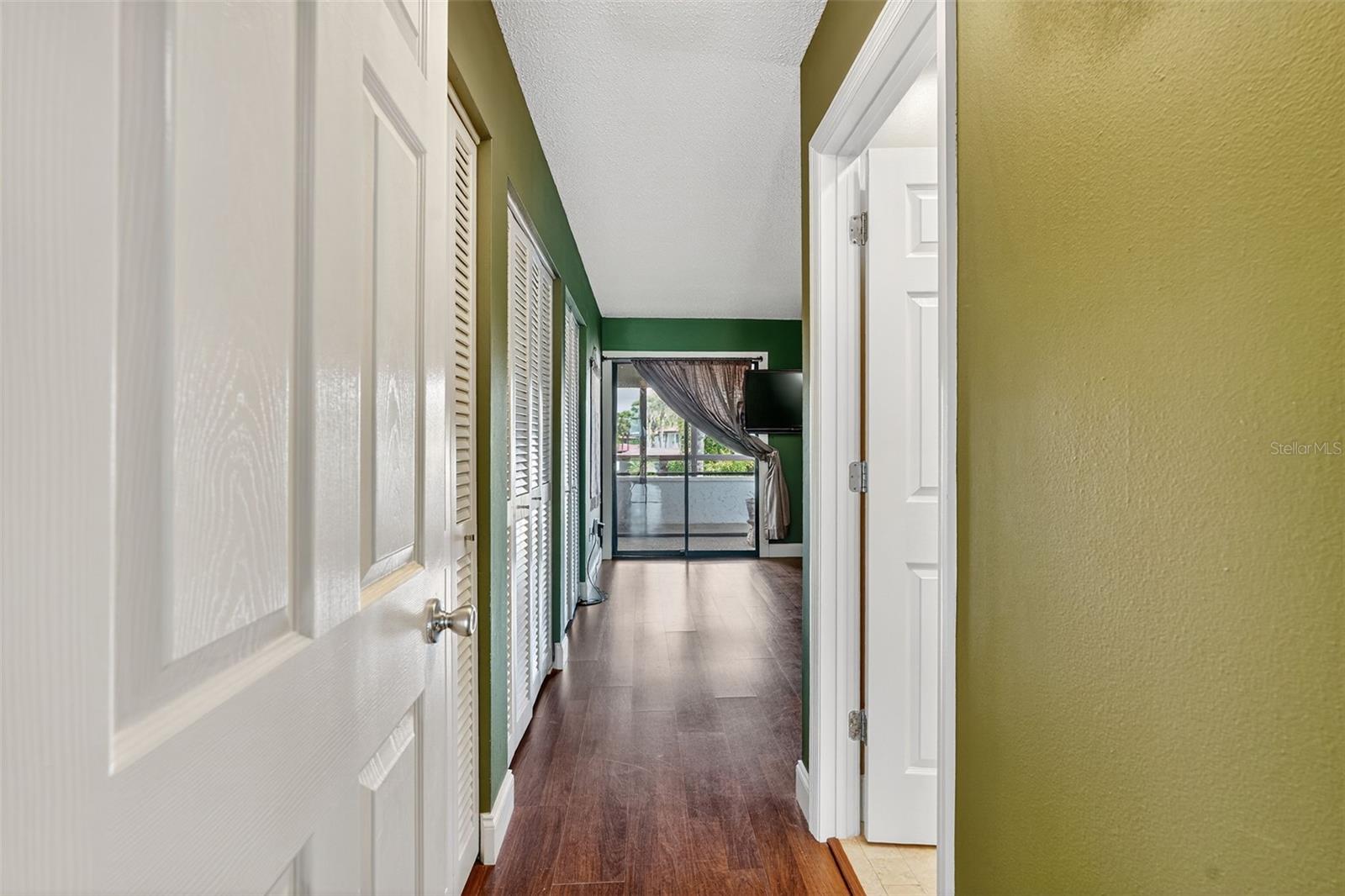 VALENCIA GARDEN III - Residential