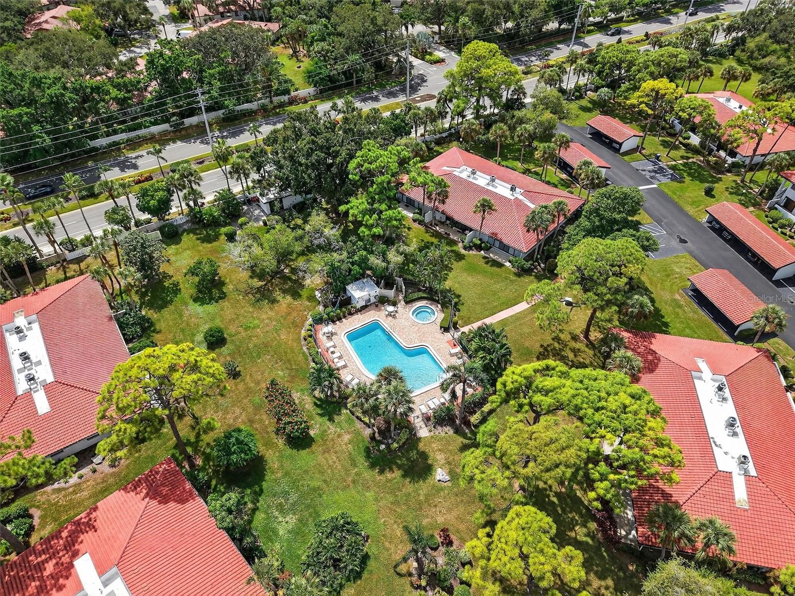 VALENCIA GARDEN III - Residential