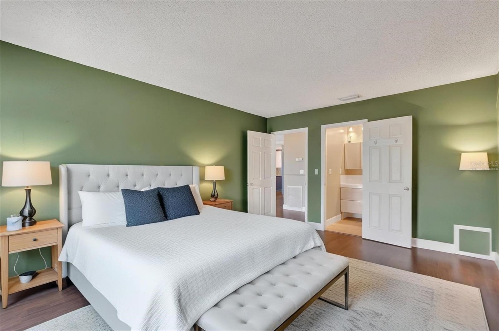 VALENCIA GARDEN III - Residential