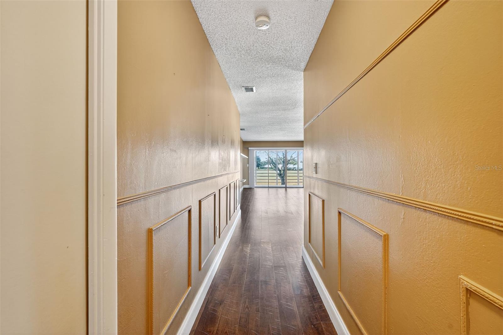 VALENCIA GARDEN III - Residential