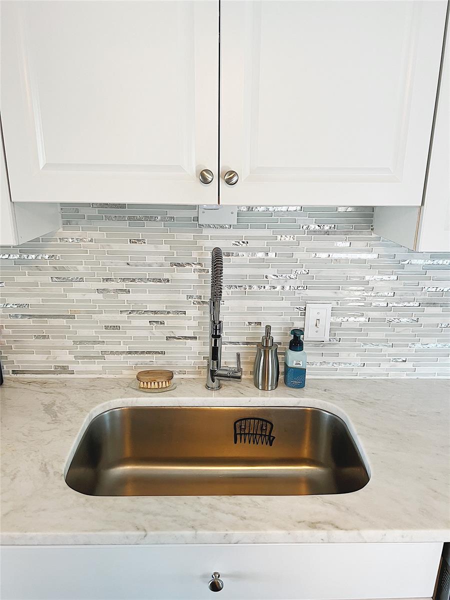 Riverwalk Condo - Residential