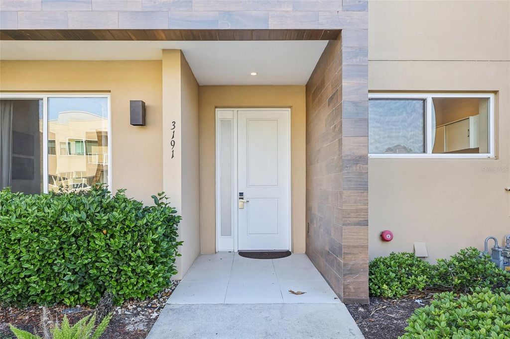 Photo of 3191 Brasilia Avenue, Kissimmee, FL 34747 (MLS # O6398263)